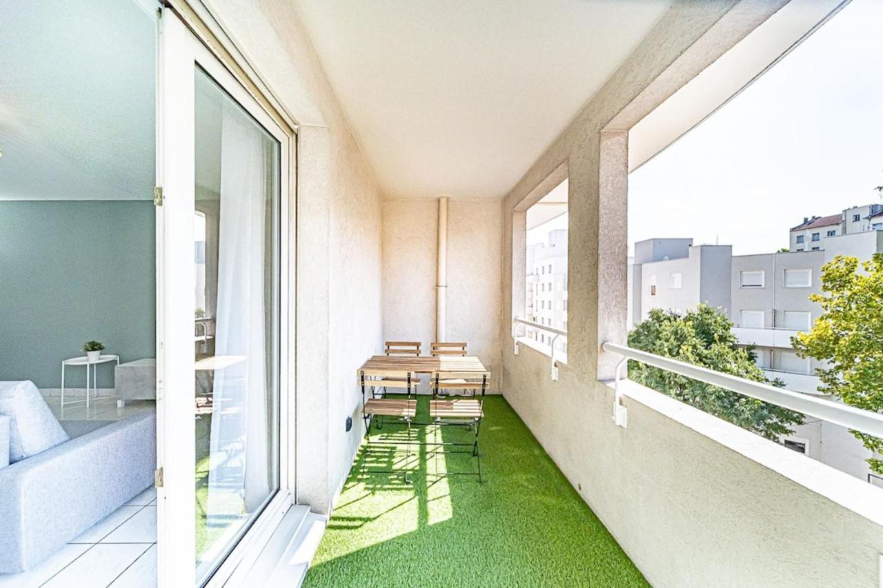 Appartement Cosy Avec Balcony And Garage-Charpennes Villeurbanne Exterior foto
