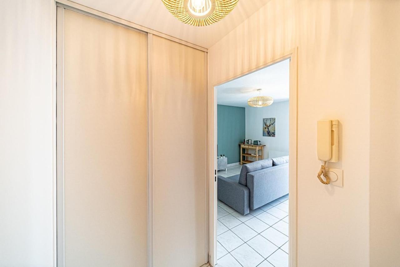 Appartement Cosy Avec Balcony And Garage-Charpennes Villeurbanne Exterior foto