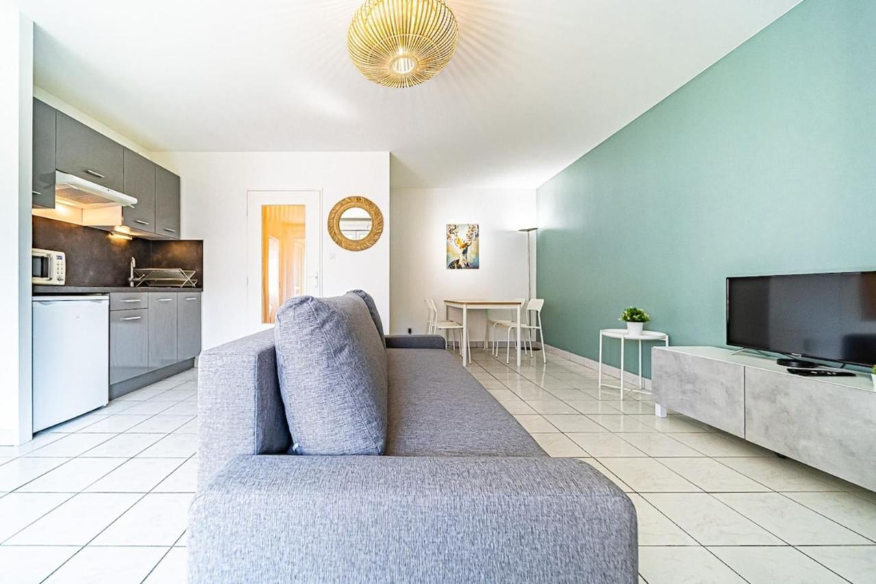 Appartement Cosy Avec Balcony And Garage-Charpennes Villeurbanne Exterior foto