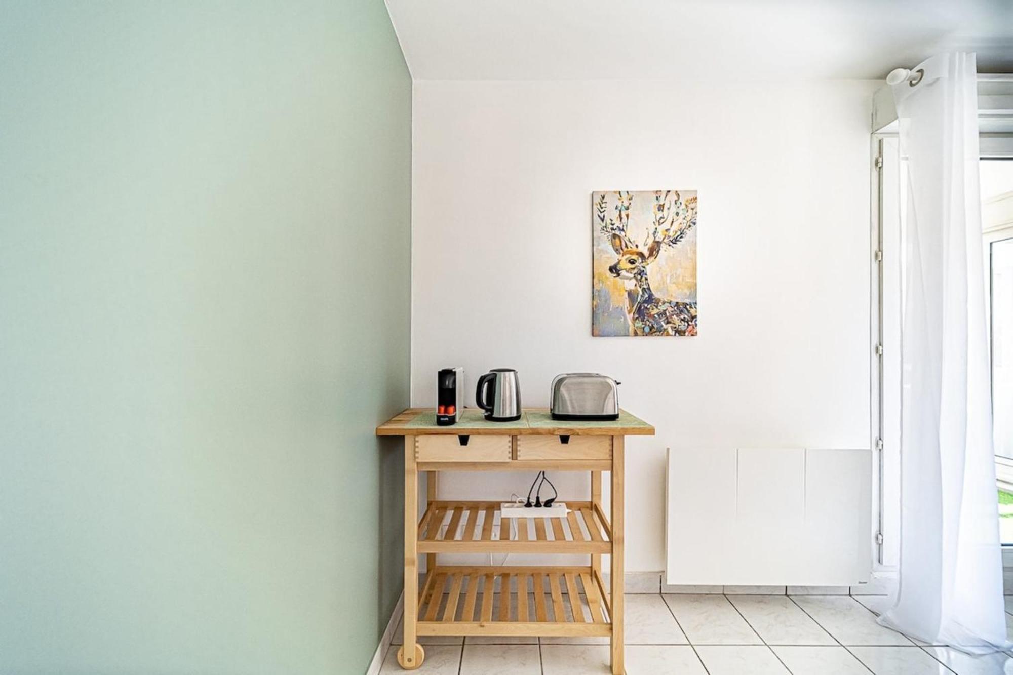 Appartement Cosy Avec Balcony And Garage-Charpennes Villeurbanne Exterior foto
