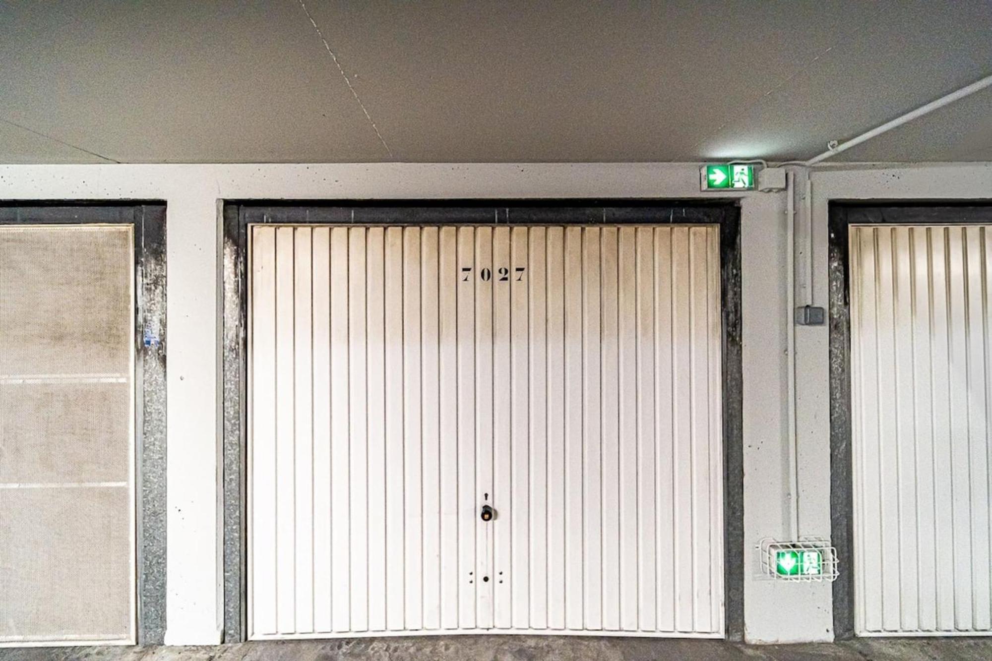 Appartement Cosy Avec Balcony And Garage-Charpennes Villeurbanne Exterior foto